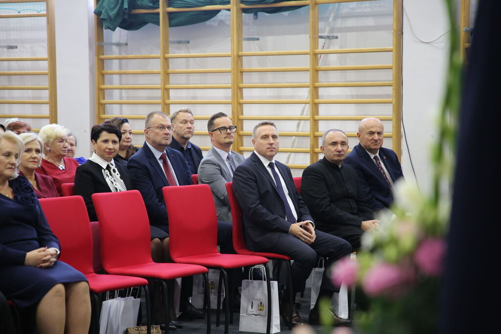 Otwarcie nowego budynku szkoły w Jakubowicach Konińskich