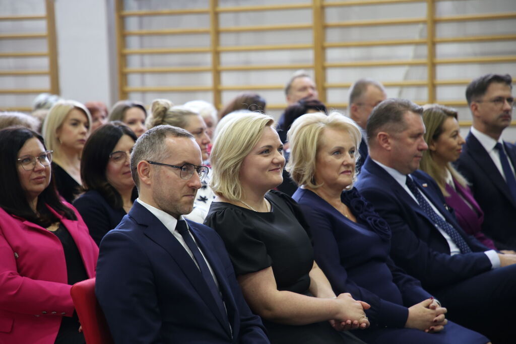 Otwarcie nowego budynku szkoły w Jakubowicach Konińskich