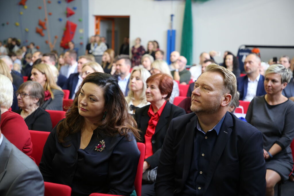 Otwarcie nowego budynku szkoły w Jakubowicach Konińskich