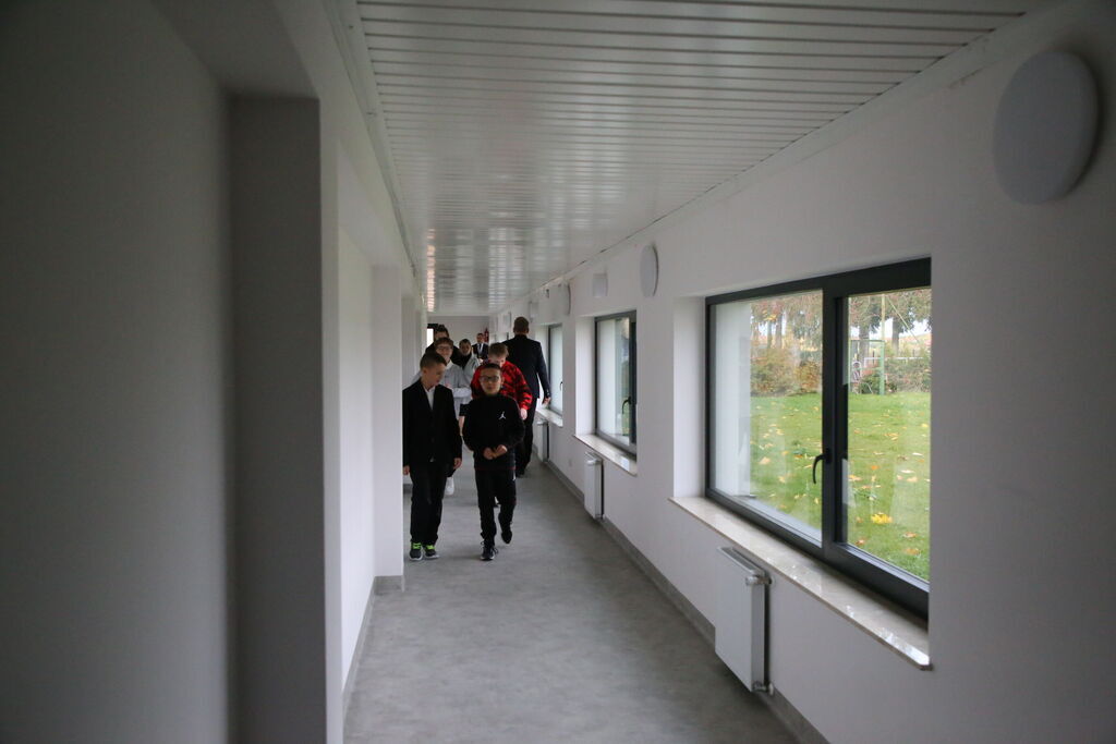 Otwarcie nowego budynku szkoły w Jakubowicach Konińskich