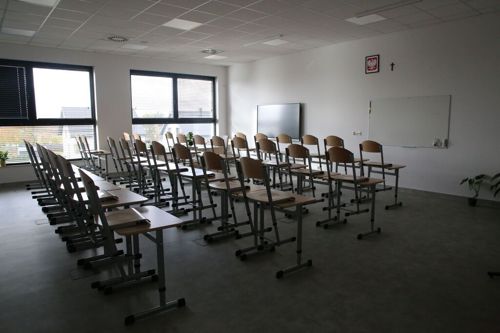 Otwarcie nowego budynku szkoły w Jakubowicach Konińskich