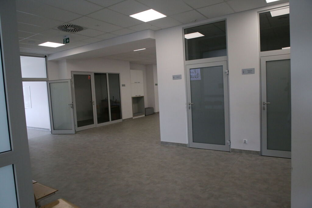 Otwarcie nowego budynku szkoły w Jakubowicach Konińskich