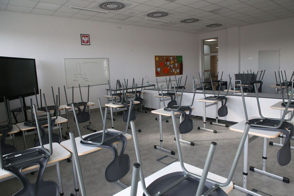 Otwarcie nowego budynku szkoły w Jakubowicach Konińskich