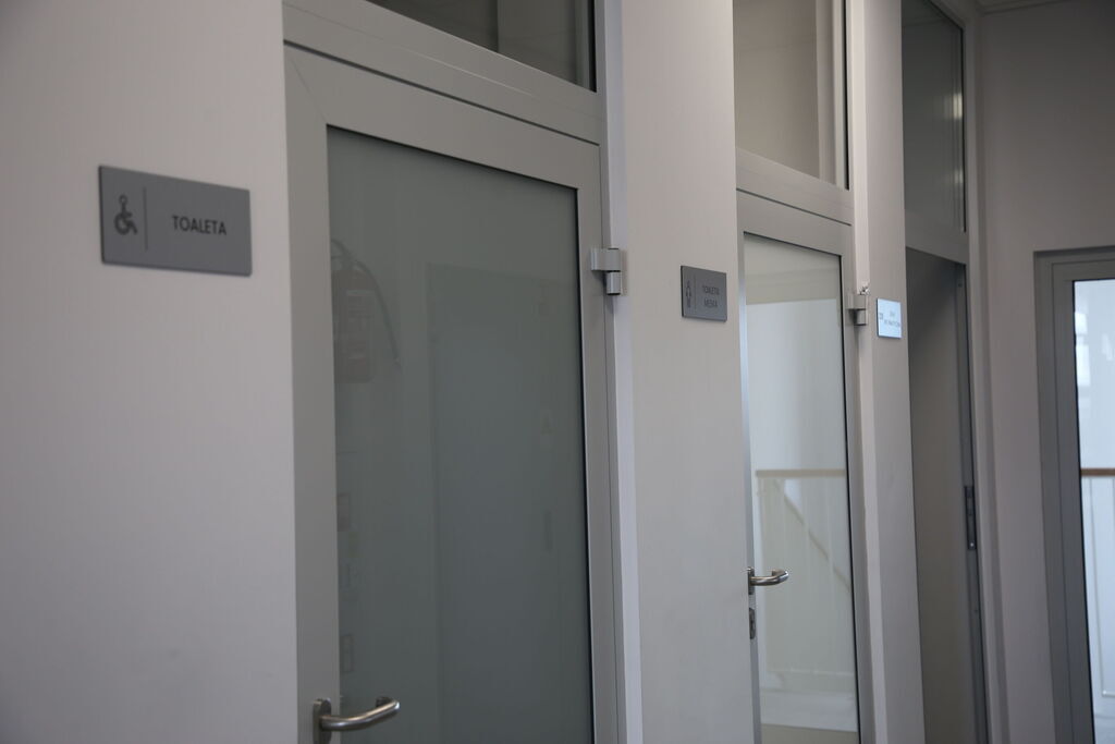 Otwarcie nowego budynku szkoły w Jakubowicach Konińskich