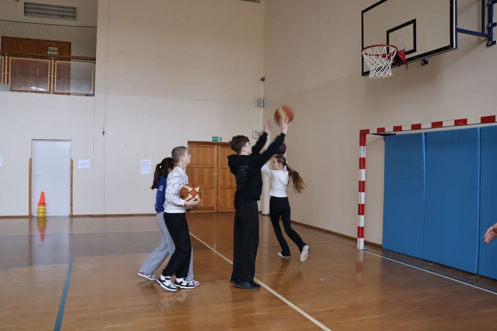 XIV GMINNY TURNIEJ KLAS SZÓSTYCH