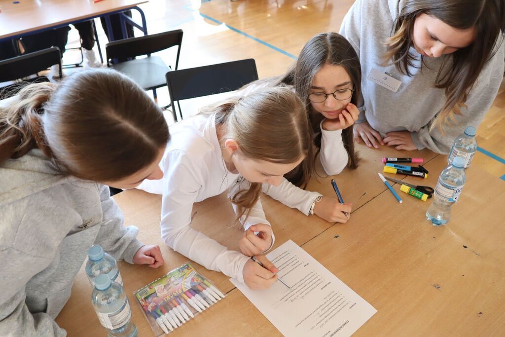 XIV GMINNY TURNIEJ KLAS SZÓSTYCH