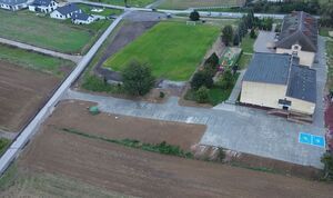 Zakończona inwestycja – budowa parkingu wraz z drogą dojazdową przy Zespole Szkolno-Przedszkolnym w miejscowości Kolonia Pliszczyn (gmina Wólka)