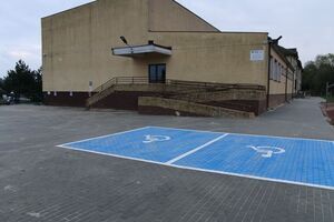 Zakończona inwestycja – budowa parkingu wraz z drogą dojazdową przy Zespole Szkolno-Przedszkolnym w miejscowości Kolonia Pliszczyn (gmina Wólka)