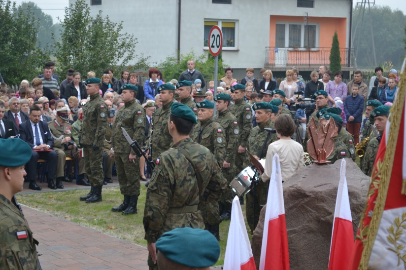 
                                                       Odsłonięcie pomnika w Samoklęskach
                                                