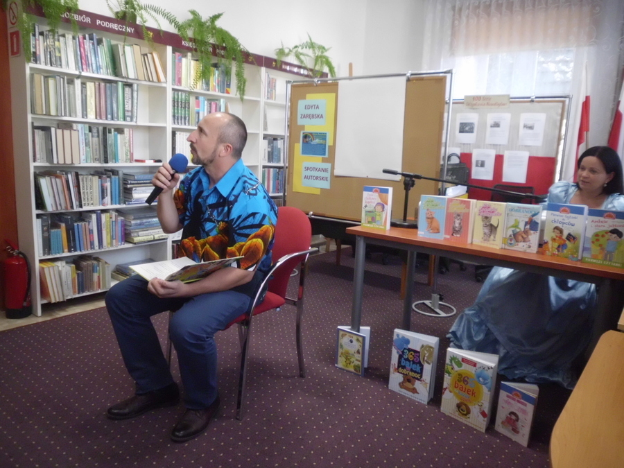 
                                                       Śpiewająca Biblioteka
                                                