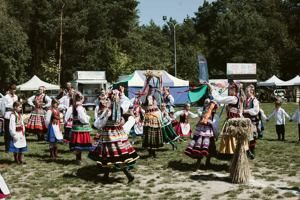 
                                                       Dożynki cz. 2.
                                                