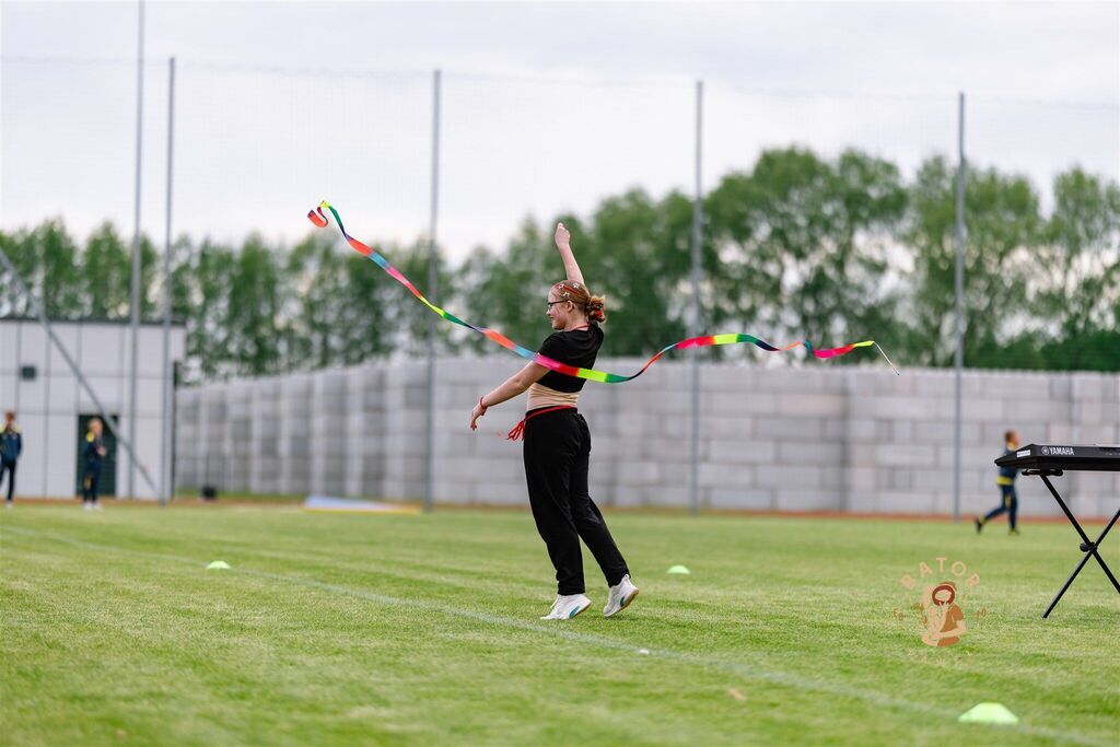 
                                                       Otwarcie stadionu
                                                