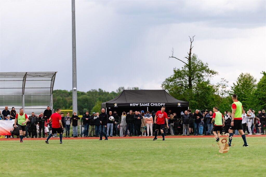 
                                                       Otwarcie stadionu
                                                