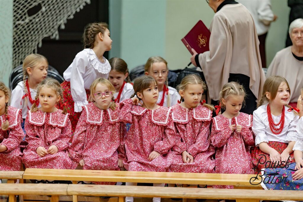 
                                                       Koncert pieśni patriotycznych 1
                                                