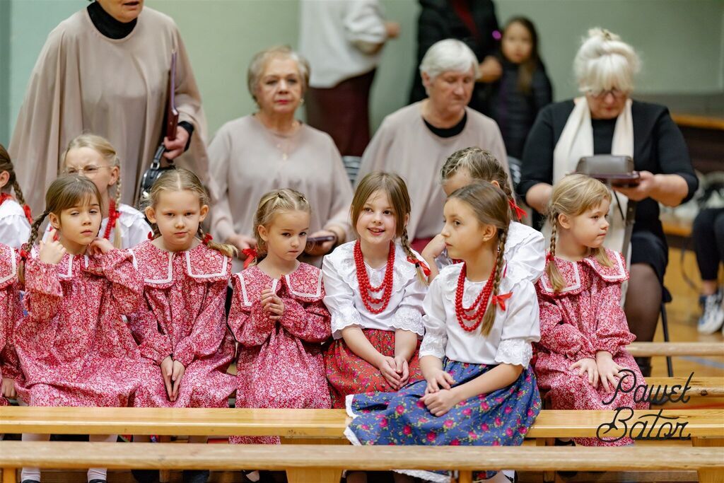 
                                                       Koncert pieśni patriotycznych 1
                                                