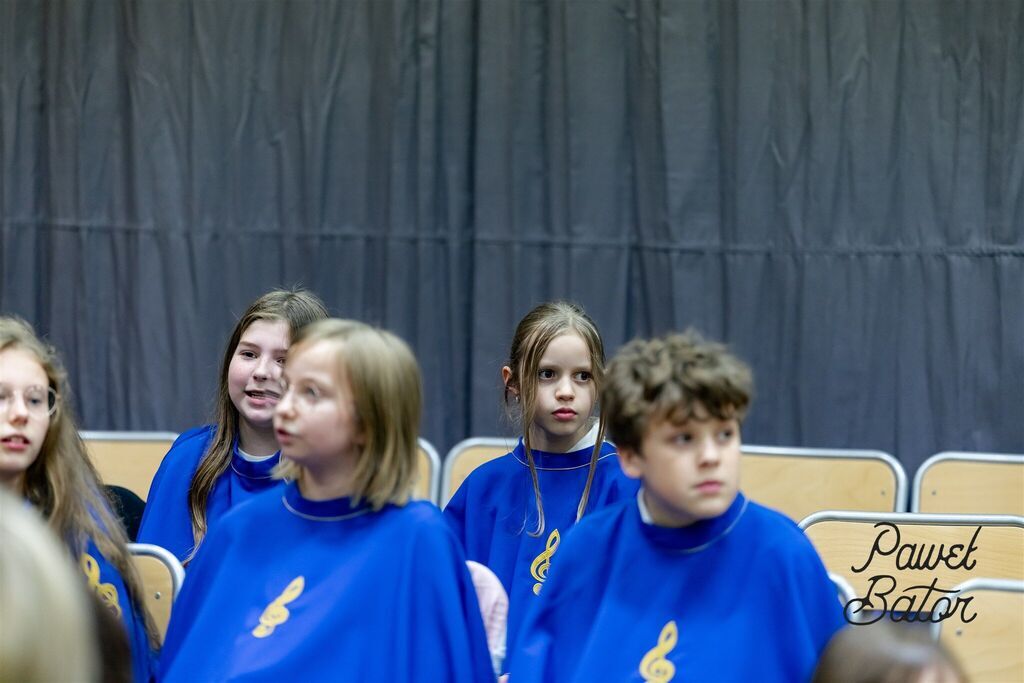 
                                                       Koncert pieśni patriotycznych 2
                                                