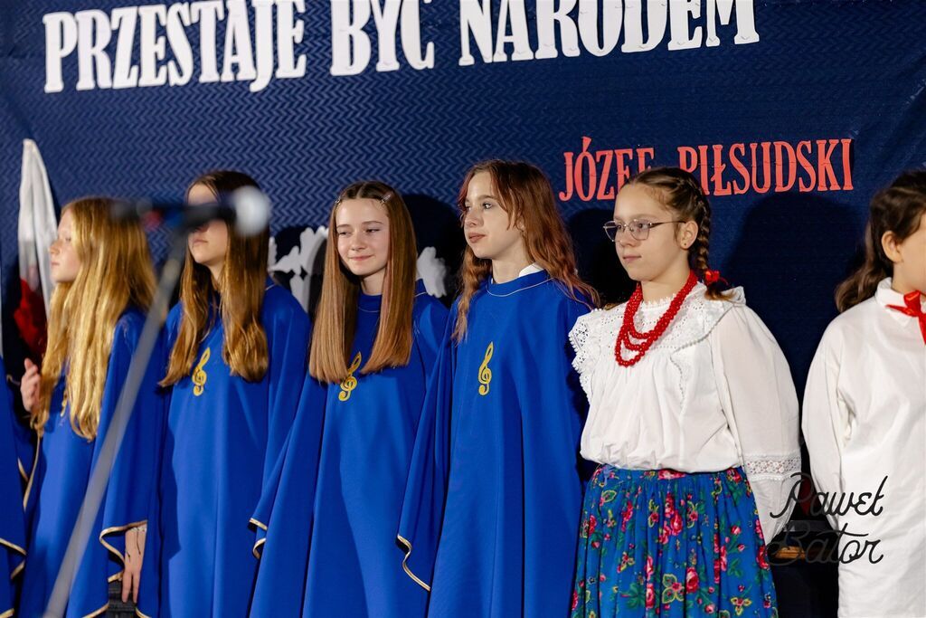 
                                                       Koncert pieśni patriotycznych 3
                                                
