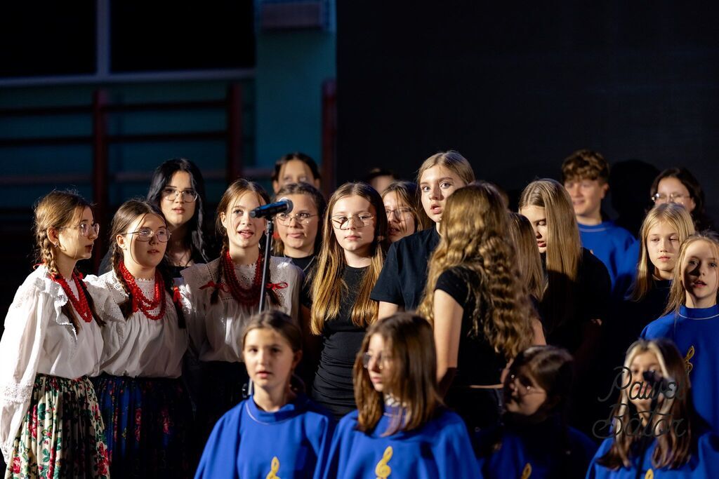 
                                                       Koncert pieśni patriotycznych 3
                                                