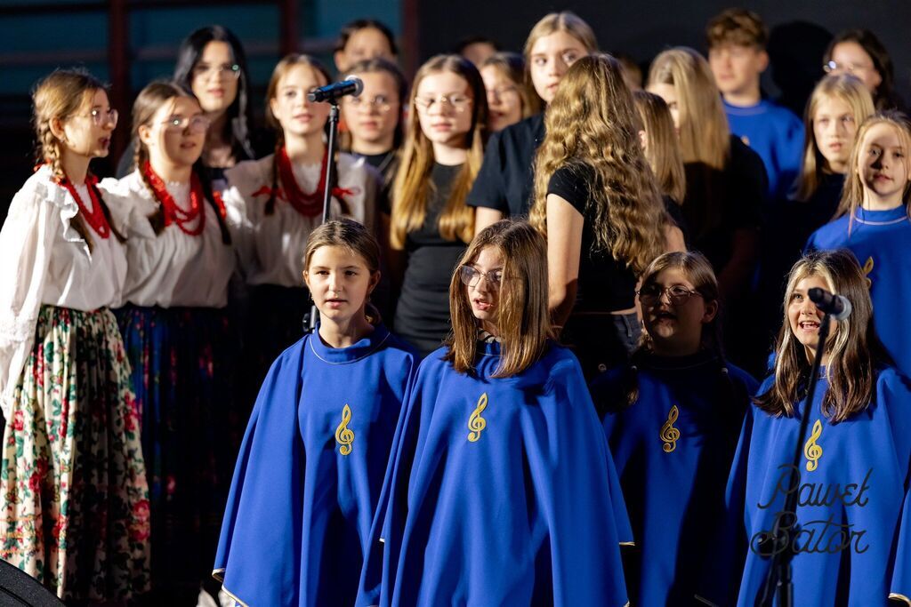 
                                                       Koncert pieśni patriotycznych 3
                                                