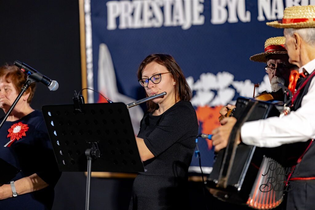 
                                                       Koncert pieśni patriotycznych 4
                                                