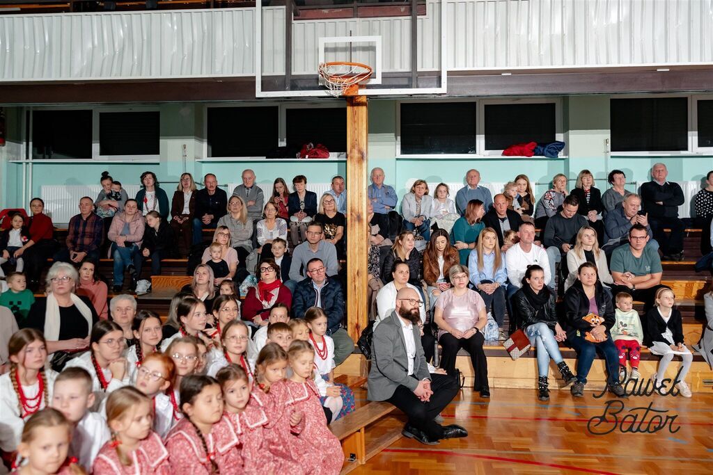 
                                                       Koncert pieśni patriotycznych 4
                                                