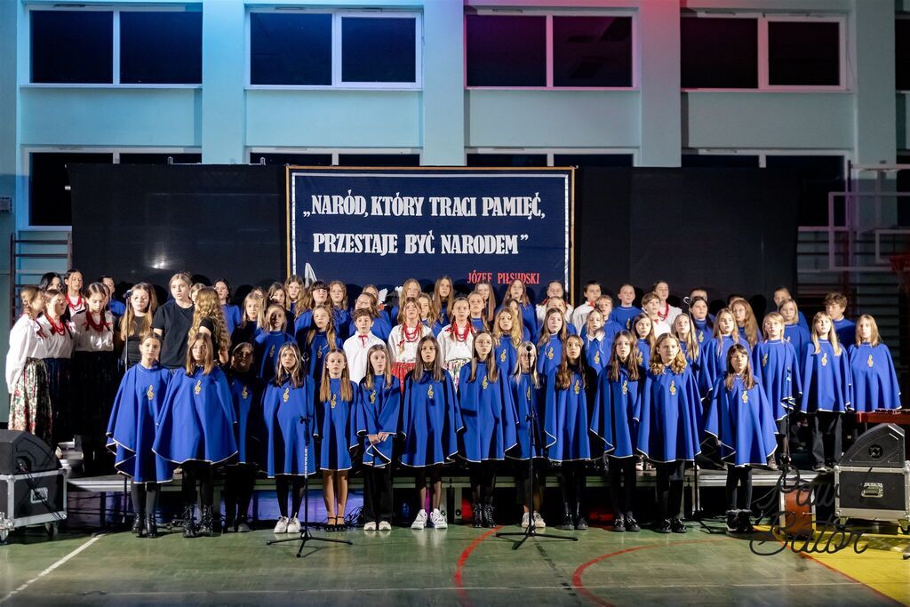 
                                                       Koncert pieśni patriotycznych 4
                                                