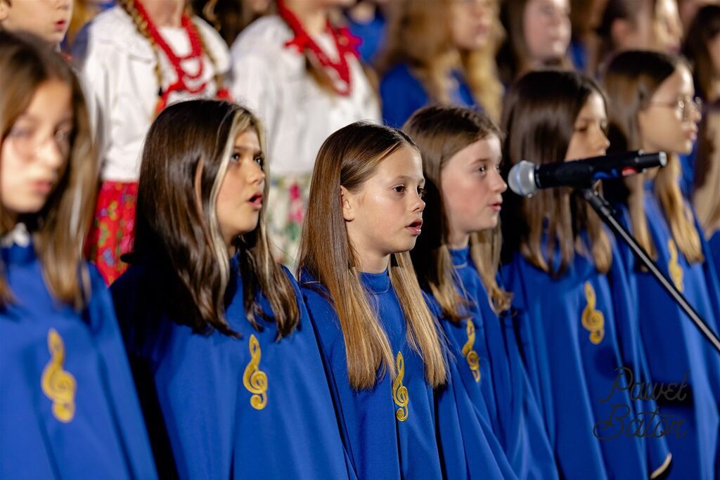 
                                                       Koncert pieśni patriotycznych 4
                                                