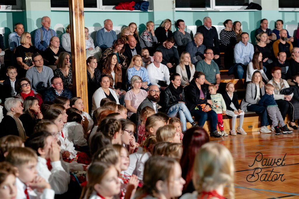 
                                                       Koncert pieśni patriotycznych 5
                                                