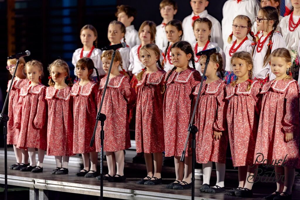 
                                                       Koncert pieśni patriotycznych 6
                                                