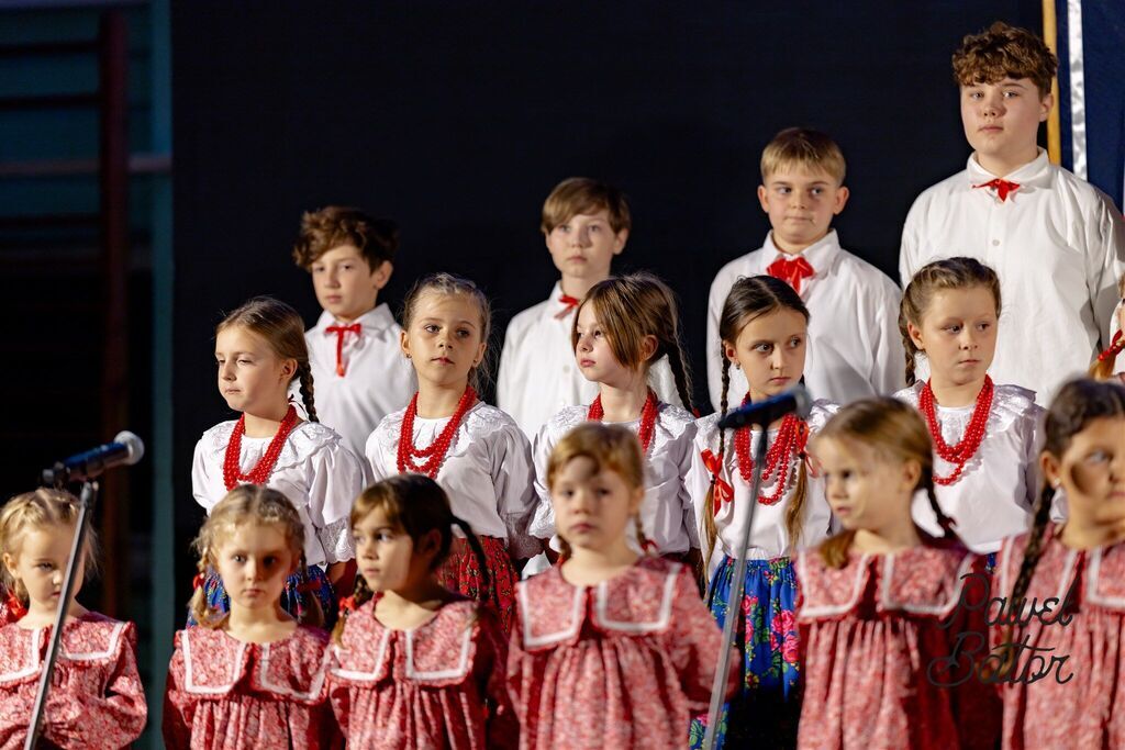 
                                                       Koncert pieśni patriotycznych 6
                                                