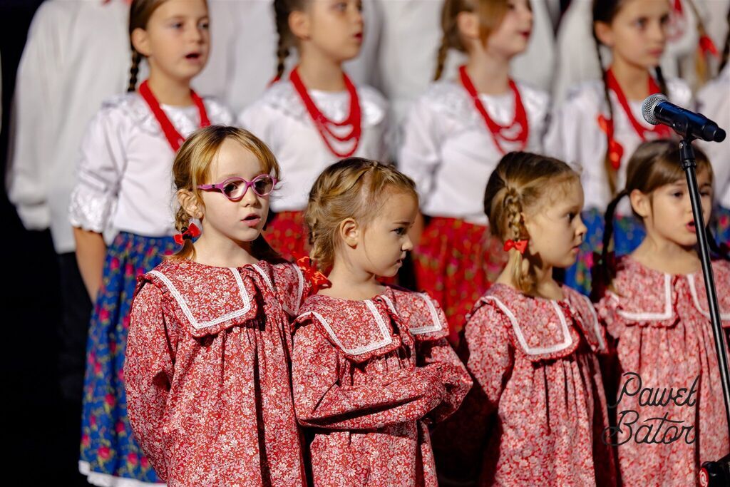 
                                                       Koncert pieśni patriotycznych 6
                                                