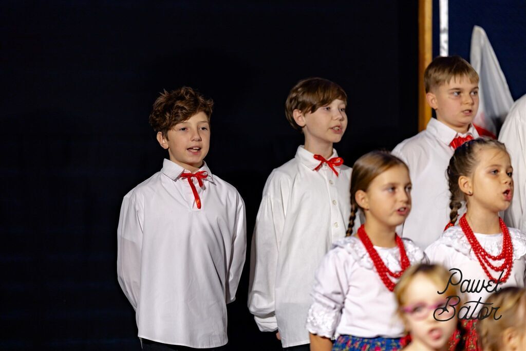 
                                                       Koncert pieśni patriotycznych 6
                                                