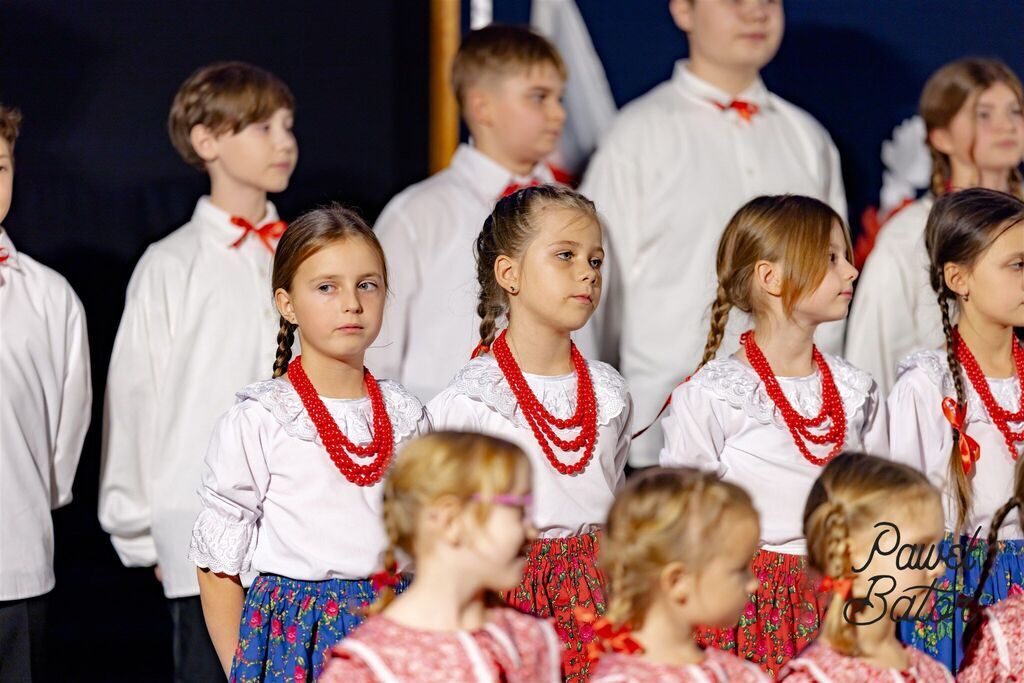 
                                                       Koncert pieśni patriotycznych 6
                                                