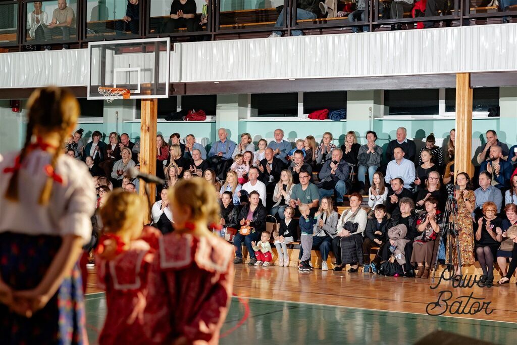 
                                                       Koncert pieśni patriotycznych 7
                                                