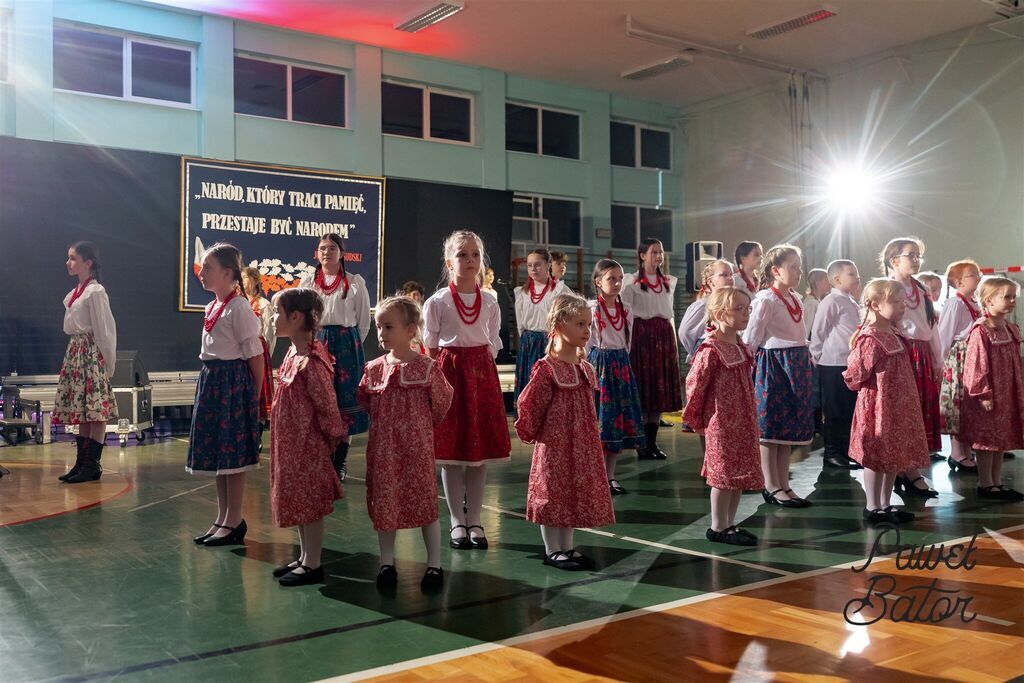 
                                                       Koncert pieśni patriotycznych 7
                                                