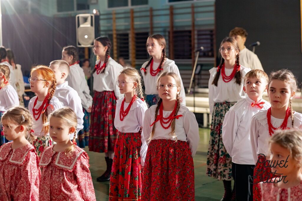 
                                                       Koncert pieśni patriotycznych 7
                                                