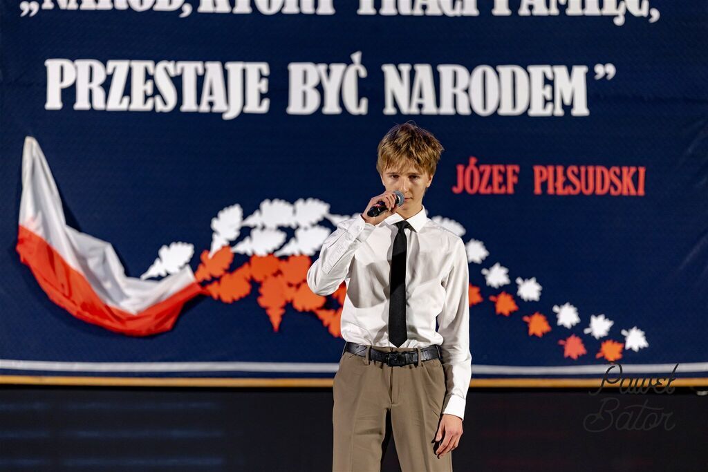 
                                                       Koncert pieśni patriotycznych 8
                                                