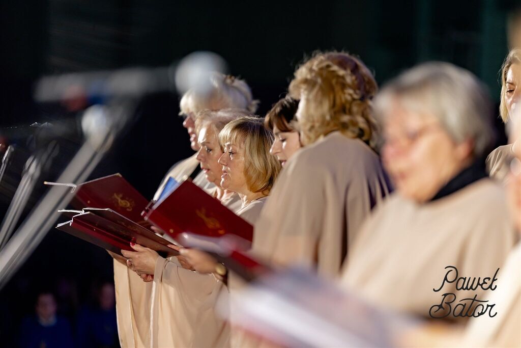 
                                                       Koncert pieśni patriotycznych 8
                                                