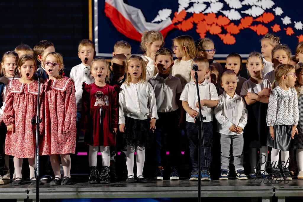 
                                                       Koncert pieśni patriotycznych 9
                                                