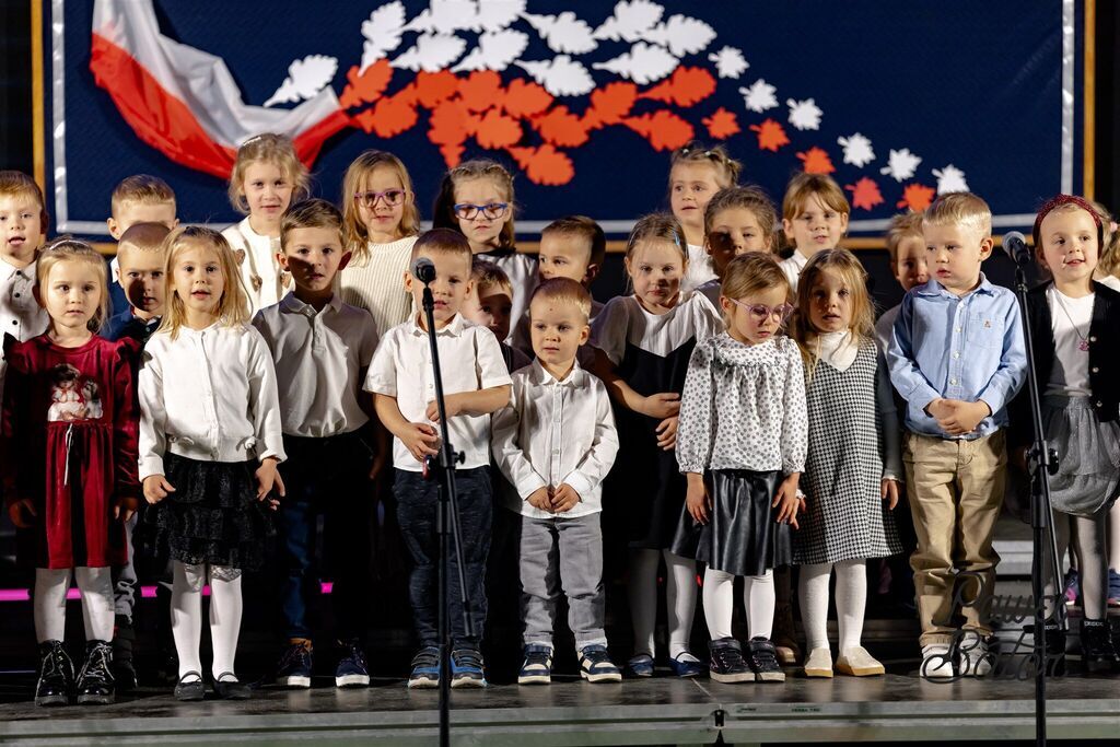 
                                                       Koncert pieśni patriotycznych 9
                                                