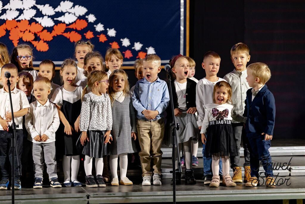 
                                                       Koncert pieśni patriotycznych 9
                                                