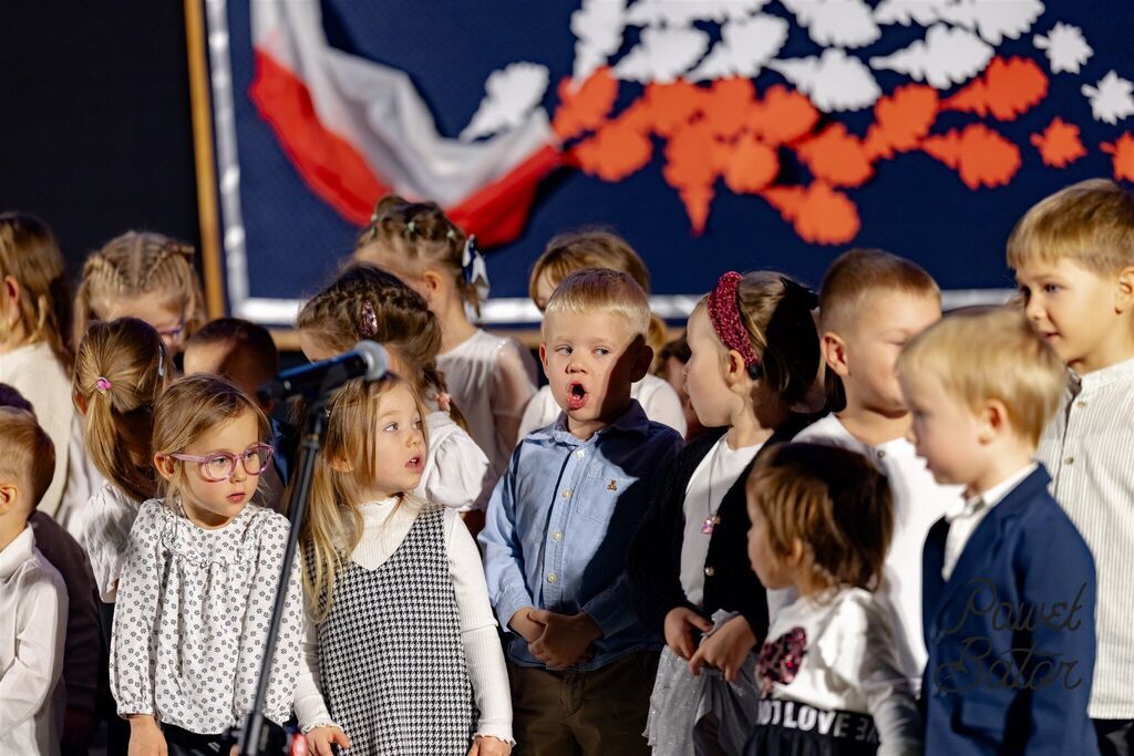 
                                                       Koncert pieśni patriotycznych 9
                                                