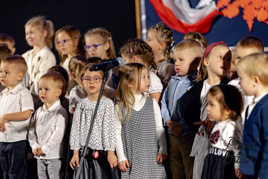 
                                                       Koncert pieśni patriotycznych 9
                                                