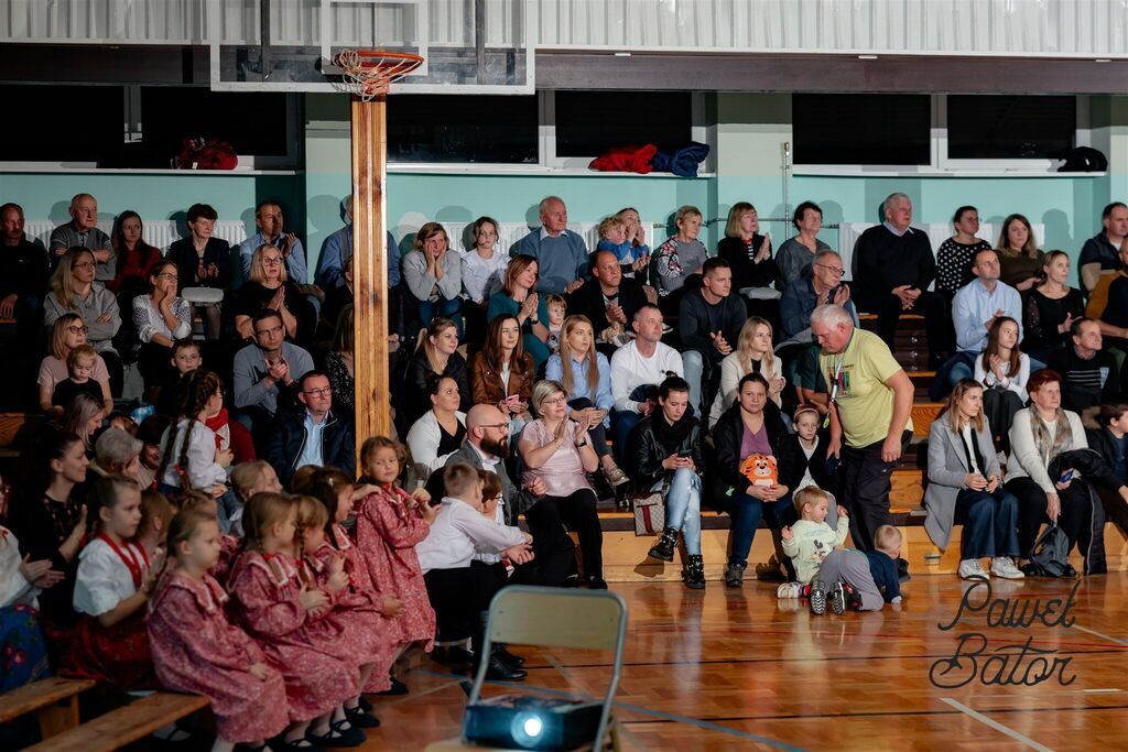 
                                                       Koncert pieśni patriotycznych 10
                                                
