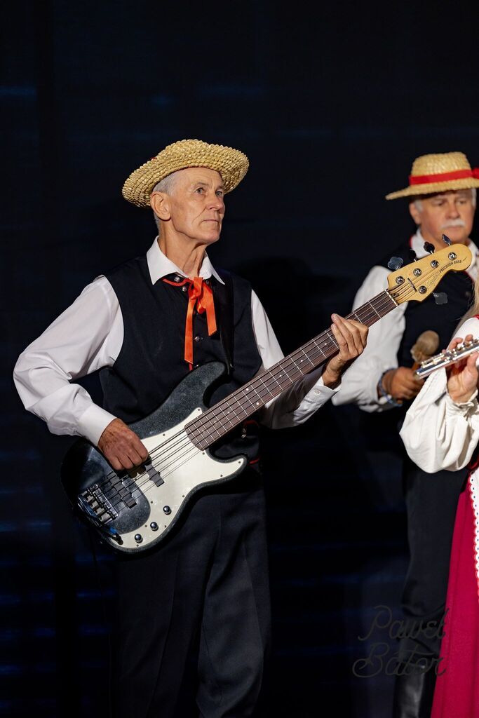 
                                                       Koncert pieśni patriotycznych 10
                                                