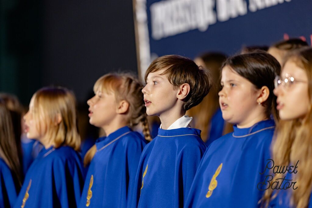 
                                                       Koncert pieśni patriotycznych 12
                                                