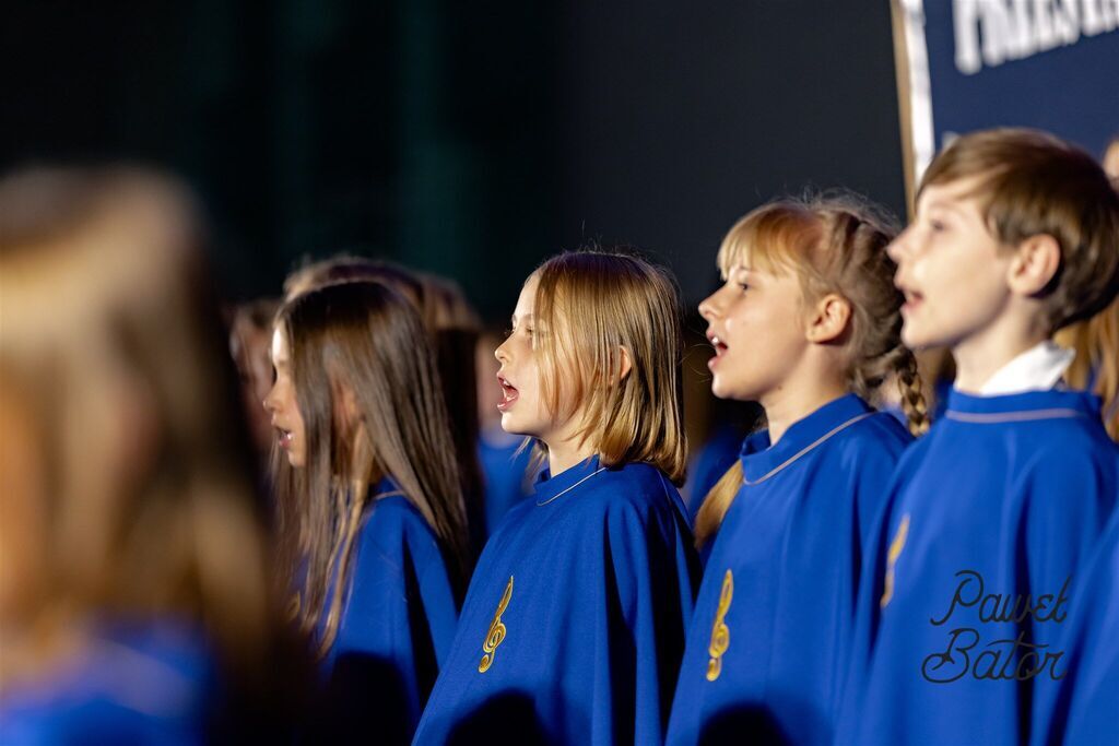 
                                                       Koncert pieśni patriotycznych 13
                                                