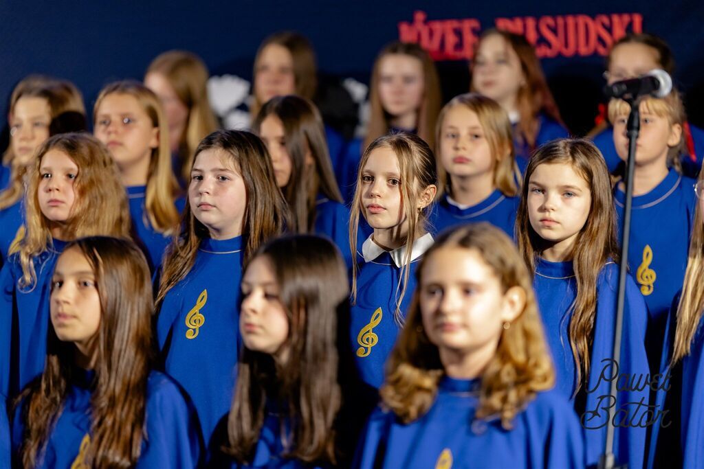 
                                                       Koncert pieśni patriotycznych 13
                                                