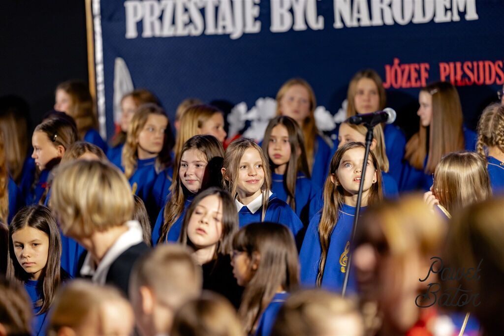 
                                                       Koncert pieśni patriotycznych 14
                                                