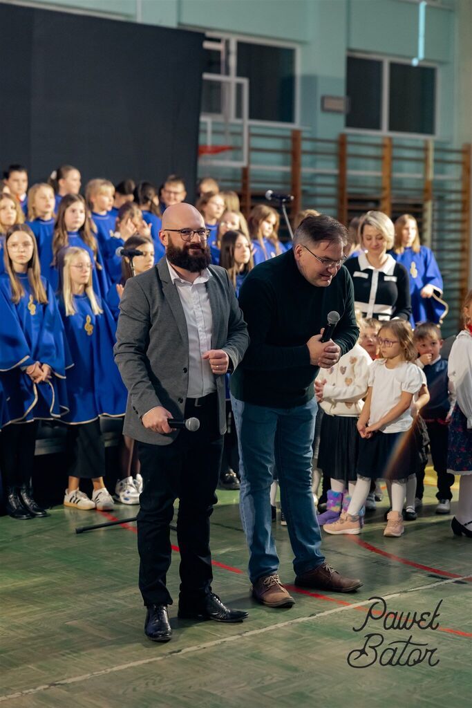 
                                                       Koncert pieśni patriotycznych 14
                                                